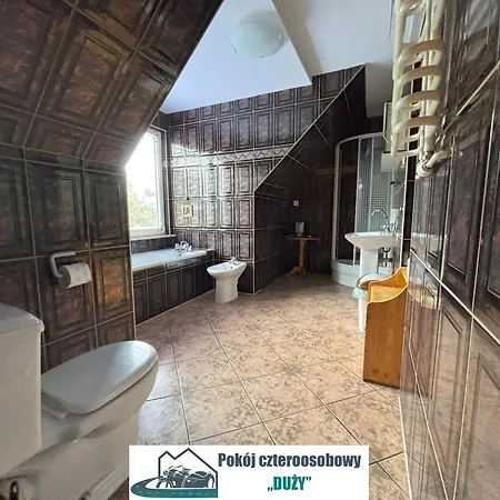 Δωμάτια σε οικογενειακή κατοικία W Mielnie 